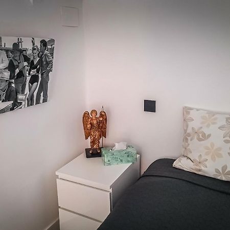 Appartement Tofi à Madrid Extérieur photo