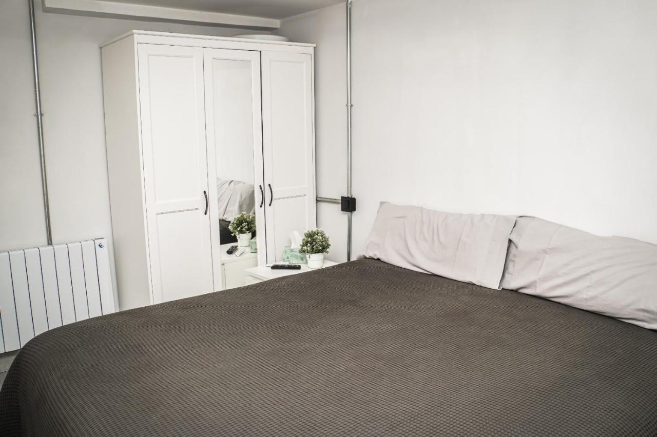 Appartement Tofi à Madrid Extérieur photo